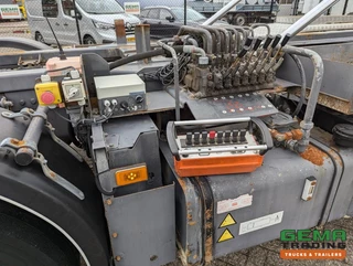 Volvo FMX410 8x4 2012 - N/A obrazek 17