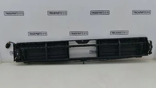 Mercedes-Benz - Cooling System Luchtregelsysteem onder MB MP4 afbeelding 2 miniatuur
