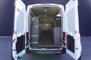 Ford Transit 2019 - 170pk Automaat L3H3 2 Schuifdeuren Airco Cruise control Werkplaats inrichting 3-Zits Parkeersensoren afbeelding 3 miniatuur