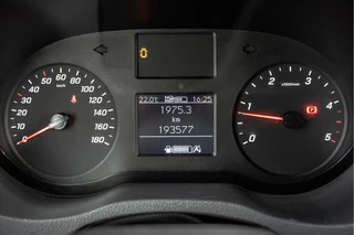 Mercedes-Benz Sprinter 2020 - 311 CDI RWD L2H2 | Volledig Ingericht | Mbux | Camera | Navi | Climatronic afbeelding 18