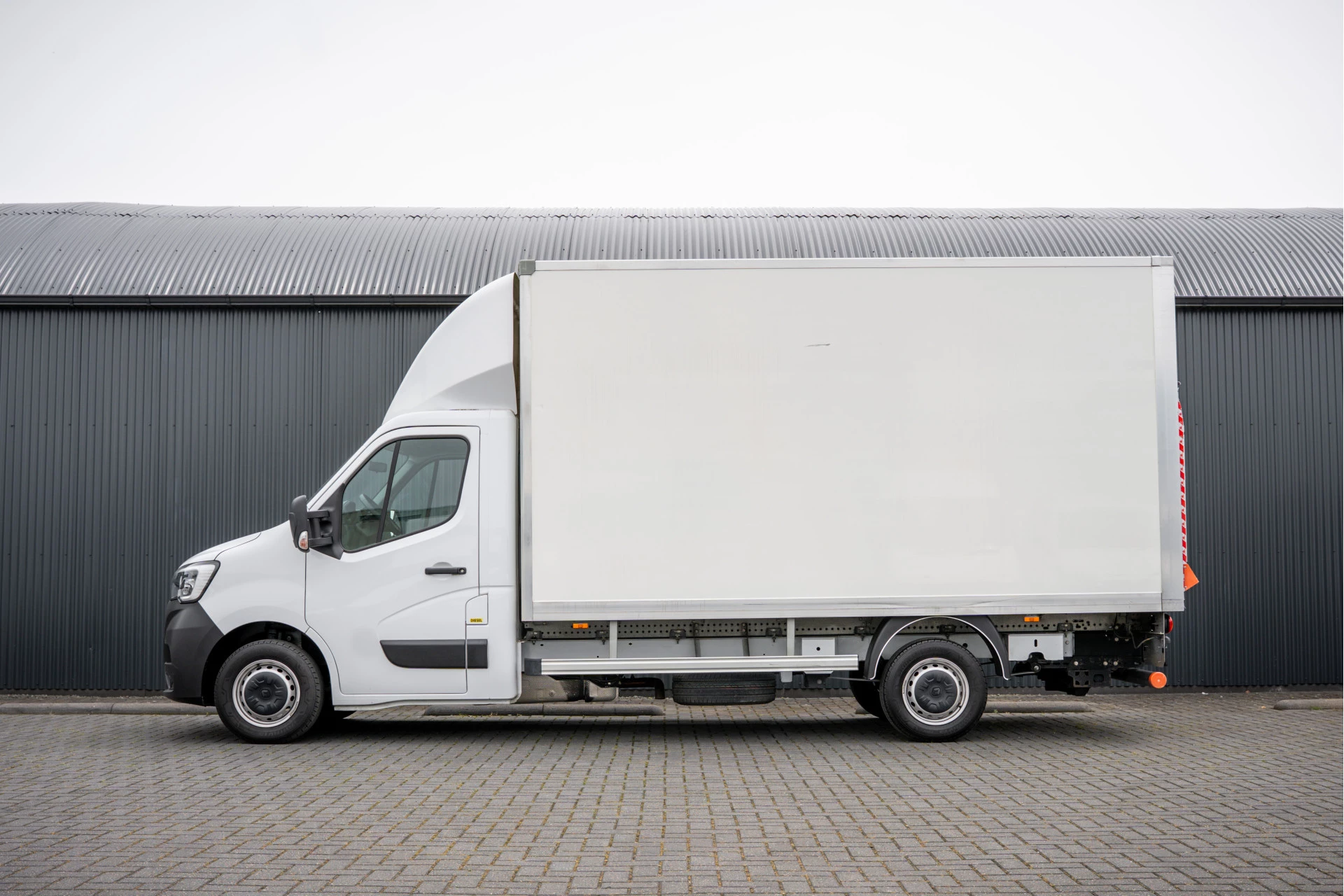 Renault Master 2024 - 2.3dCi | Bakwagen met Laadklep | LED | Carplay | Camera | Cruise Bild 5