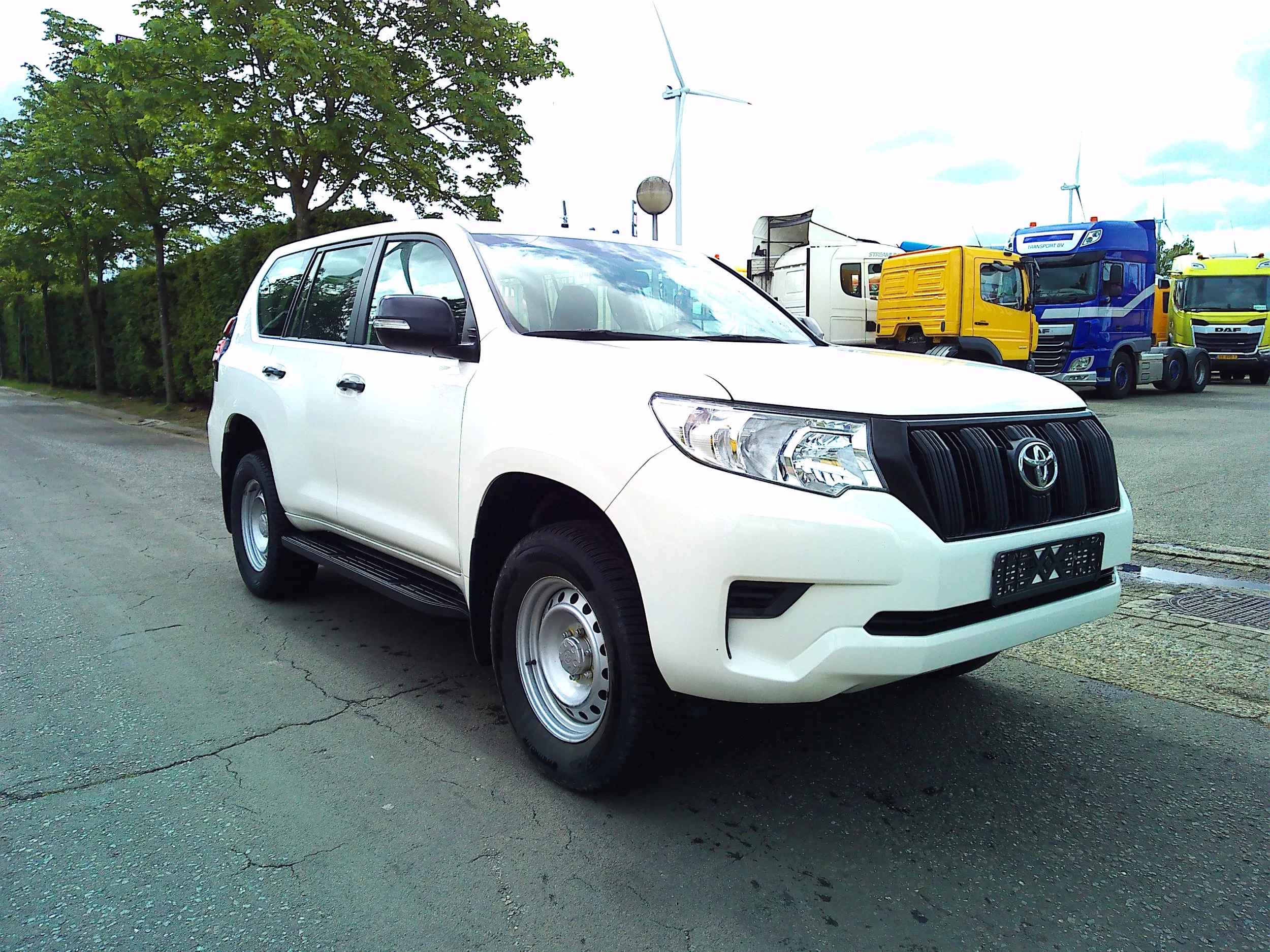 Toyota Land Cruiser 2021 - 2.8 L 4X4 T1 EXPORT afbeelding 3
