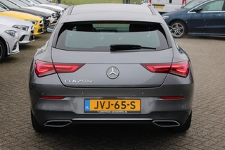 Mercedes-Benz CLA 2022 - Shooting Brake 250e AUT8 Luxury Limited LEDER SFEER NAVI CAMERA 18'' zdjecie 5