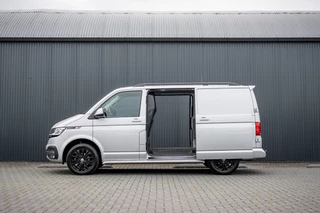 Volkswagen Transporter 2021 - T6.1 Bulli 2.0 TDI L1H1 | Virtual cockpit | Automaat | 150 PK | 3-Zits | 1e Eigenaar | LED | Camera | Carplay | PDC | Zijschuifdeur R+L | Trekhaak immagine 6