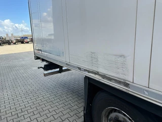 Schmitz Cargobull N/A 2016 - SKO 24/L CARRIER VECTOR 1950 MT D/E / DISCBRAKES / PALLETBOX / 265cm inside height bild 23