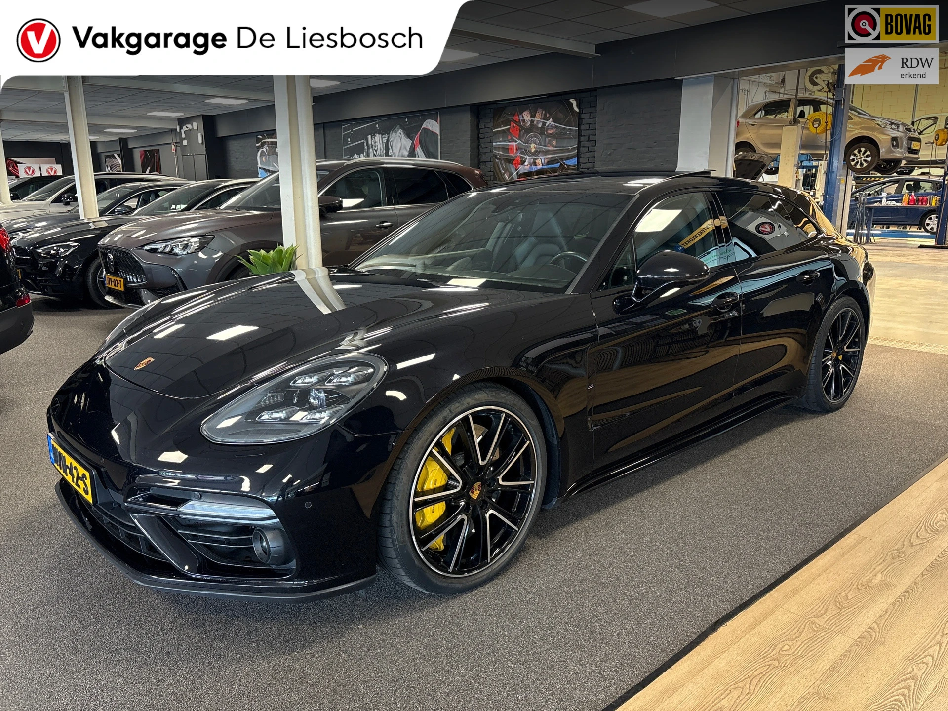 Porsche Panamera 2018 - Sport Turismo 4.0 Turbo S E-Hybrid/pano/leer/keramisch/bose/softclose/sportchrono afbeelding 1