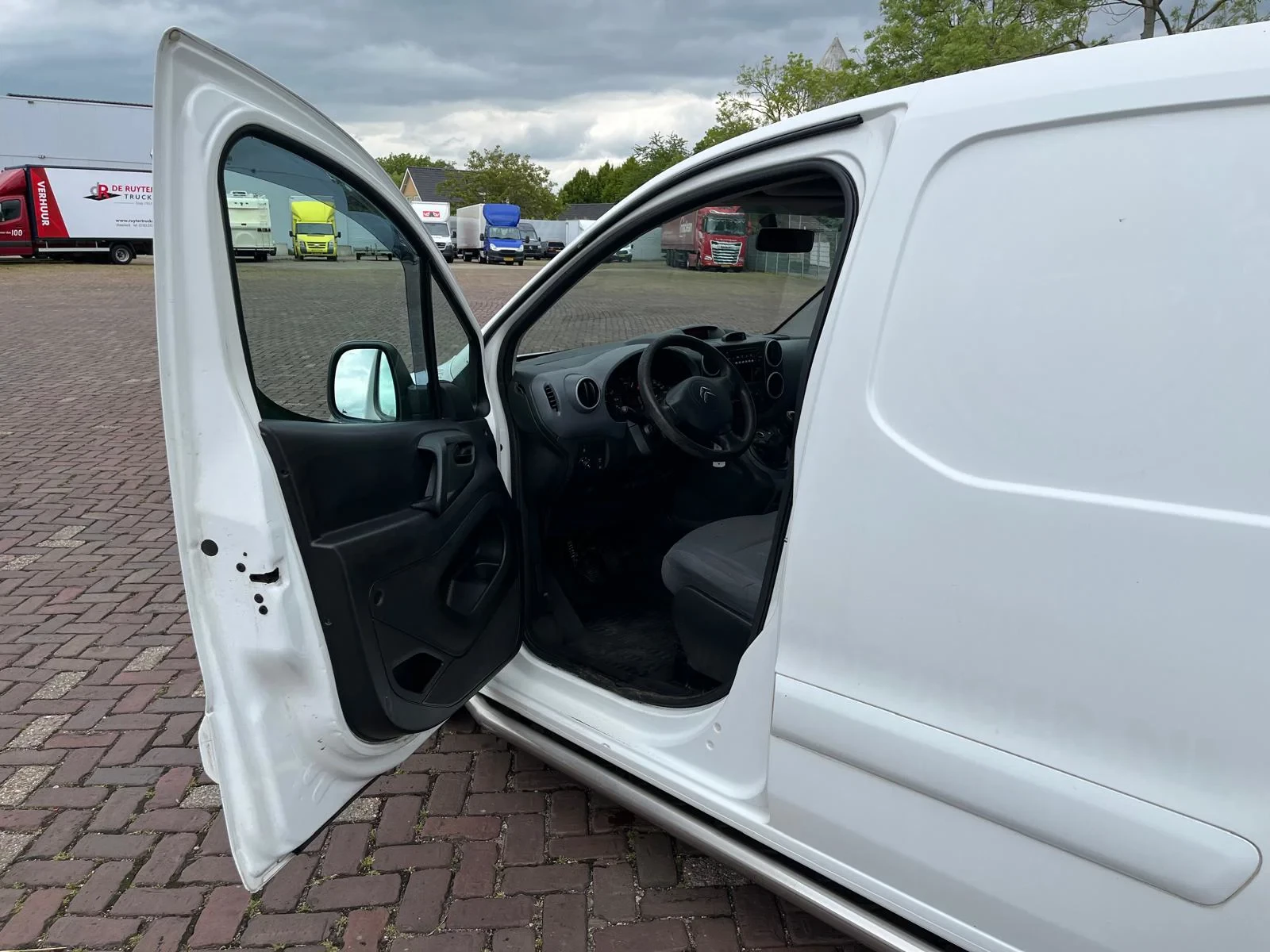 Citroën Berlingo 2015 - Zonder APK immagine 15