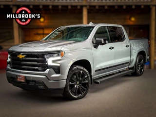 Chevrolet Silverado 2024 - USA High Country 6.2 V8 420 PK, obrazek 11