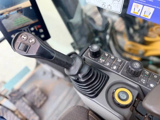 Cat N/A 2020 - 320 07C | NEW UNDERCARRIAGE bild 6
