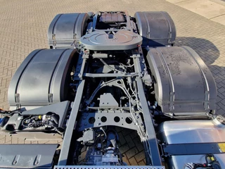 Mercedes-Benz Actros 2025 - 2548 6x2/4 Procabin GigaSpace - NEW - Night clima - PTO - ACC - Sliding 5th wheel image 21