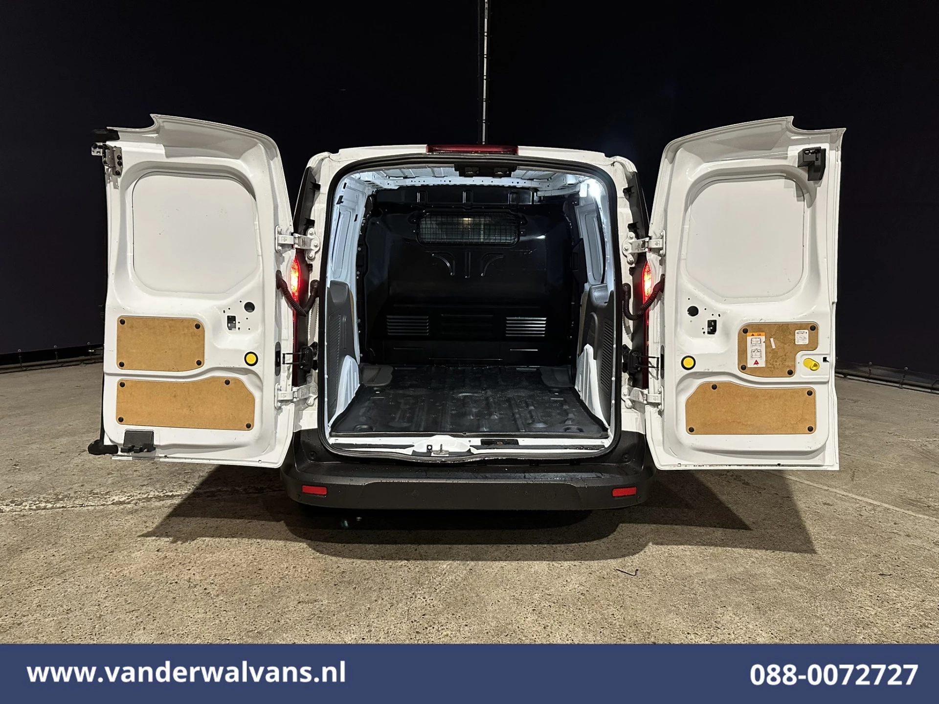 Ford Transit Connect 2021 - 1.5 EcoBlue L1H1 Euro6 Airco | Camera | LED | Stoelverwarming | Verwarmde voorruit Bild 2