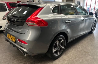 Volvo V40 2015 - 2.0 D2 R-Design Business - Airco - Cruise - Stoelverw - NAP afbeelding 2 miniatuur