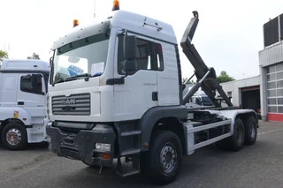 MAN TGA 2005 - 26.460 | Hooklift VDL 25Ton | 6X4 | 754023Km | 2005 | Full Spring | Sleep Cab. | Stand Klima | Belgium Truck bild 5