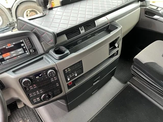 MAN TGX 2019 - 33.640 6x4 BBS imagen 10