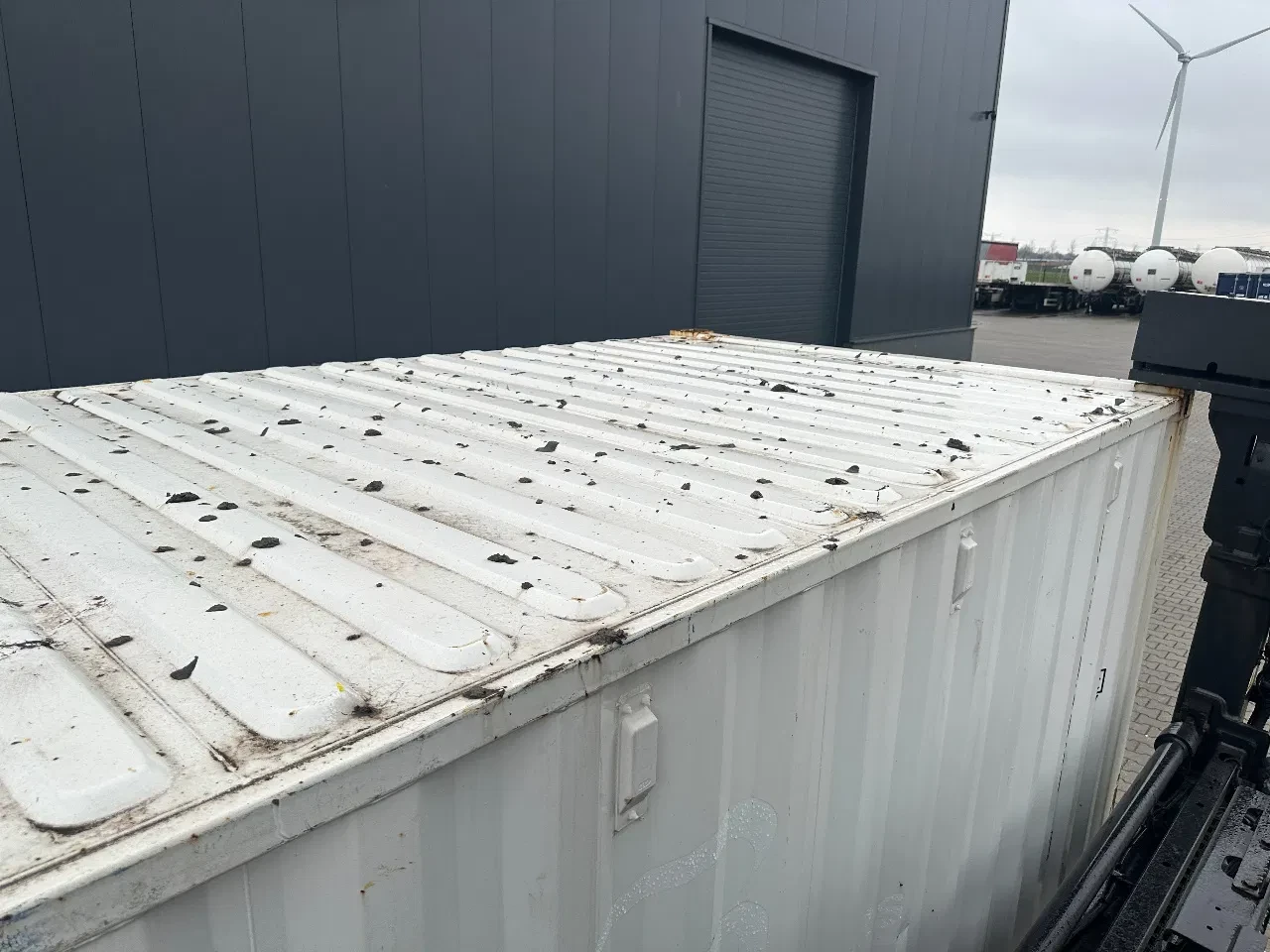 2022 - nice 20FT DV 8'6" container with valid CSC: 01/2028 / 2x available obrázek 17