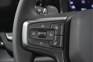 Chevrolet Silverado 2024 - 6.2 ZR2 image 7