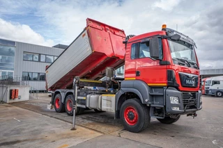 MAN TGS 2016 - 26.400 BB 6x6 + HIAB Z-PRO 191 imagem 2