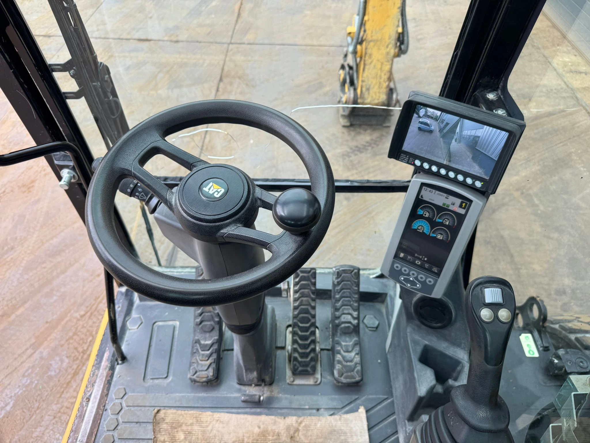 Caterpillar M320F 2017 zdjęcie 24