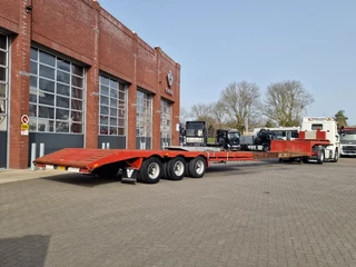 Van Hool SZ-302 1978 - Low loader - 3 axle - Ramps - Extendable - Steel suspension imagen 17