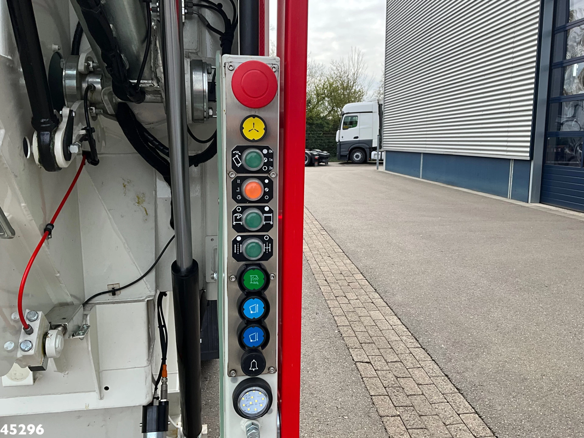 DAF FAG XD 220 BEV Geesink 20m³ FULL ELECTRIC 2026 obrázek 11