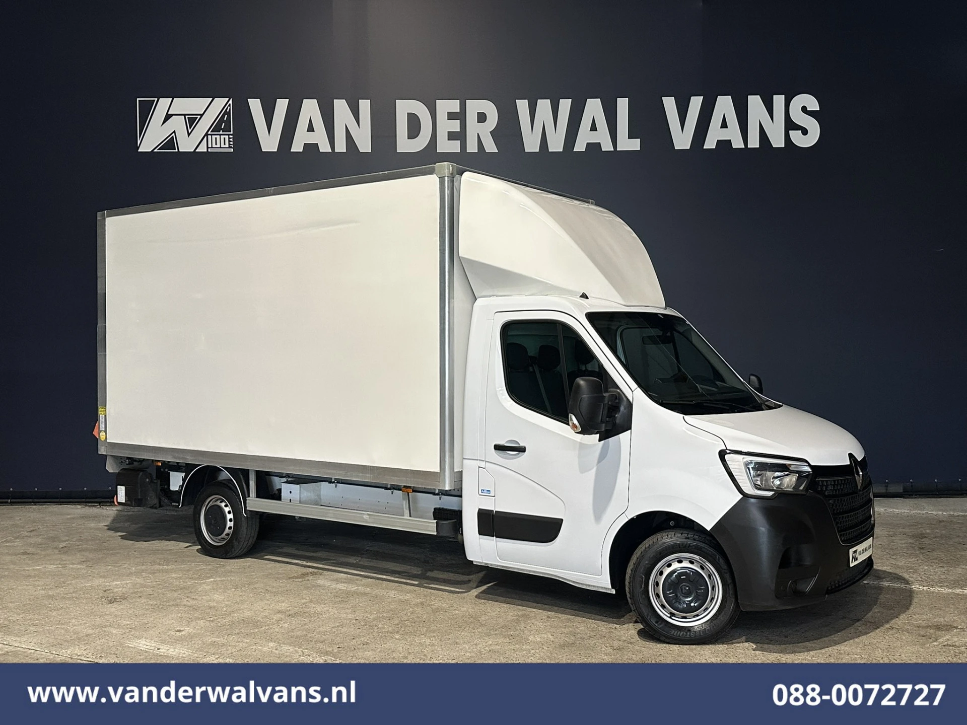 Renault Master 2024 - 2.3 dCi 146pk Bakwagen 222cm Hoog Laadklep Euro6 Airco | Camera | LED | Navigatie | Cruisecontrol afbeelding 1