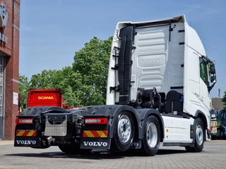 Volvo FH 2023 - 13.500 Globetrotter XL 6x2 - Retarder - Full air - Leather - Camera obrazek 7
