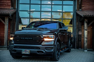 Dodge Ram 1500 2023 - 5.7 V8 Laramie night | bild 2