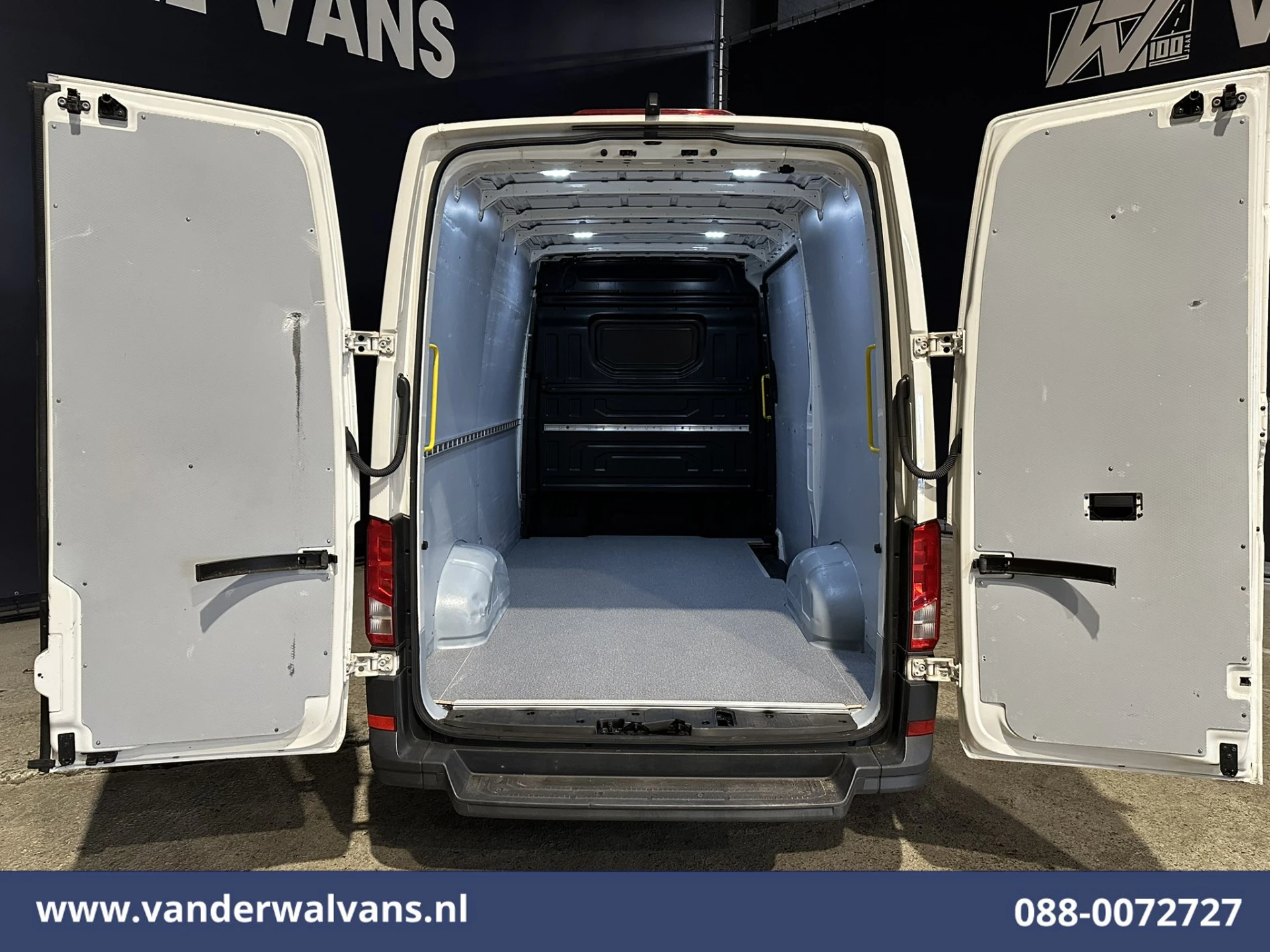 Volkswagen Crafter 2019 - 2.0 TDI L3H3 L2H2 Euro6 Airco | Camera | Apple Carplay | Bild 2