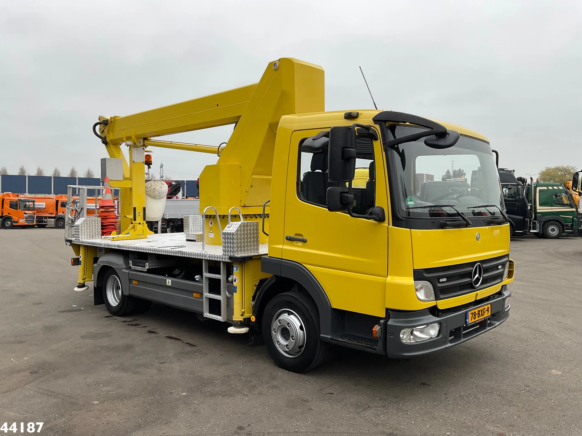 Mercedes-Benz Atego 2007 - 815 Wumag Elevant 17 meter hoogwerker Just 39.048 km! afbeelding 4