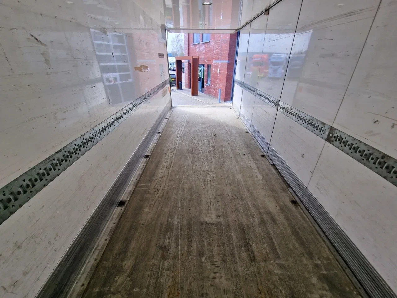Bussbygg - box sidedoors afbeelding 6