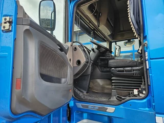 DAF XF 530 2018 - 8X2 Haakarm VDL 25 ton image 10