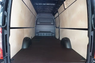 Mercedes-Benz Sprinter 2024 - 317CDI 170PK L3H2 RWD Automaat Bumpers in de kleur obrazek 11