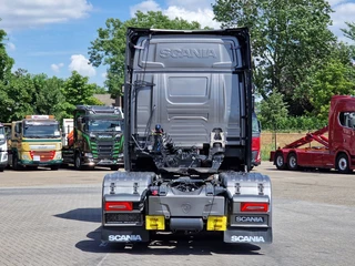 Scania S 2023 - 660S V8 NGS Highline 6x2 - Retarder - Full air - Leather - Led - Alloy wheels obrazek 6