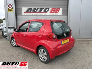 Toyota Aygo 2006 - 1.0-12V met AIRCO 5 drs zdjęcie 3 miniatura