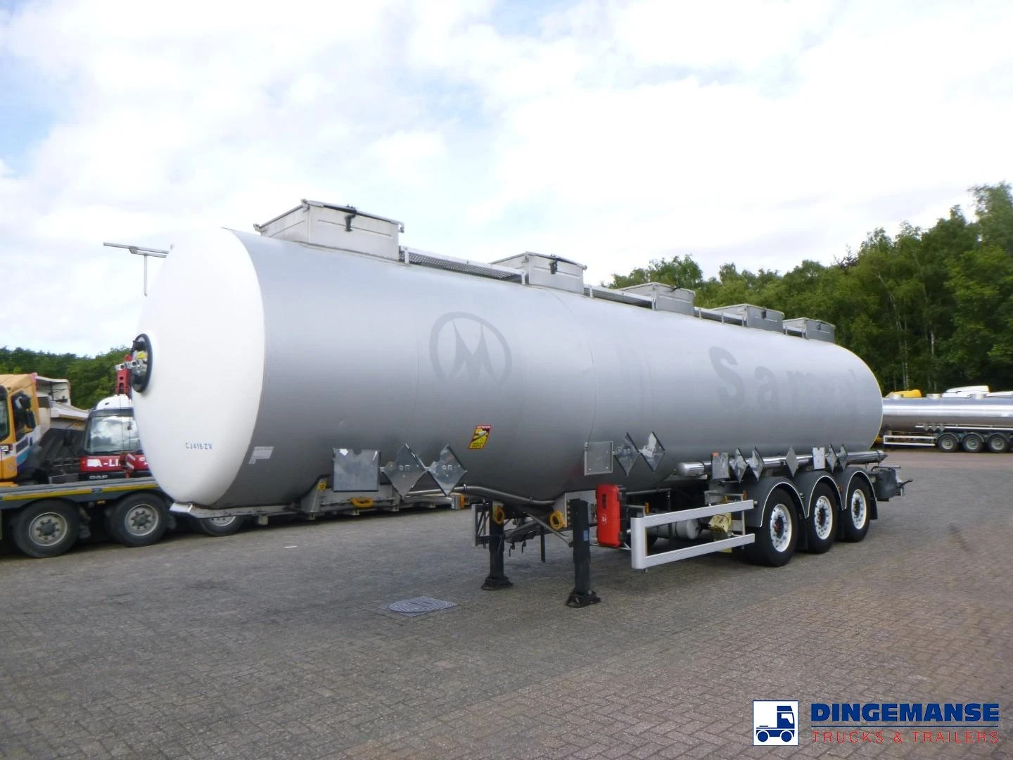 Magyar Chemical tank inox L4BH 37.5 m3 / 4 comp ADR 26-03-2026 2004 obrázek 1