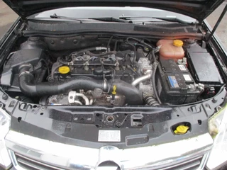 Opel Astra 2009 - 1.7 CDTI , NOT RUNNING , Navi , Airco , lederen bekleding obrazek 9