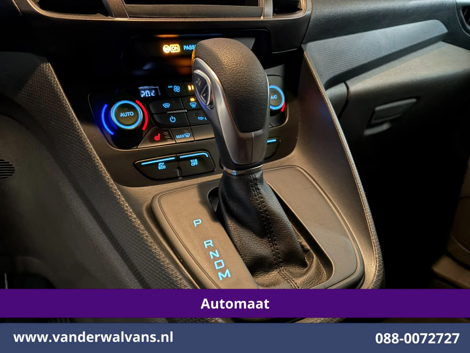Ford Transit Connect 2024 - 1.5 EcoBlue 100pk Automaat L2H1 Euro6 Airco | Camera | Cruisecontrol | Trekhaak | Inrichting | PDC afbeelding 2