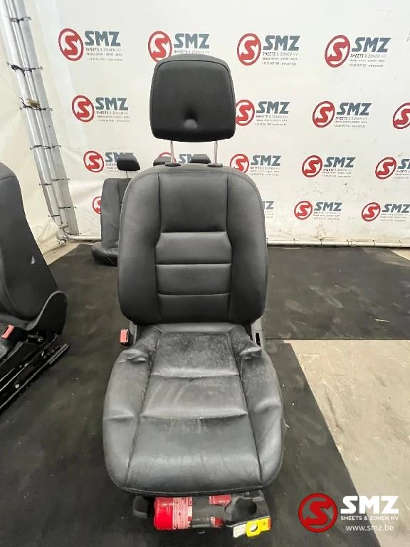 Mercedes-Benz - Occ set interieur met zetels W204 Mercedes obrázek 8