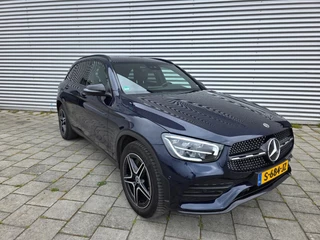 Mercedes-Benz GLC 2021 - Mercedes-Benz 300 de 4MATIC - AMG pakket - Black edition obrazek 3