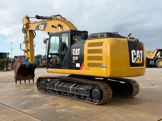 Caterpillar 323FLN 2017 изображение 3 миниатюра