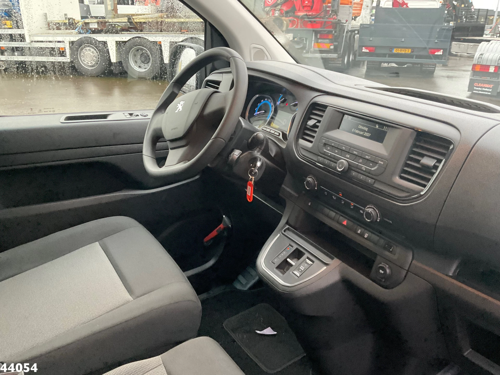 Peugeot e-Expert 2024 - 100% elektrisch kippende zijlader Bild 18