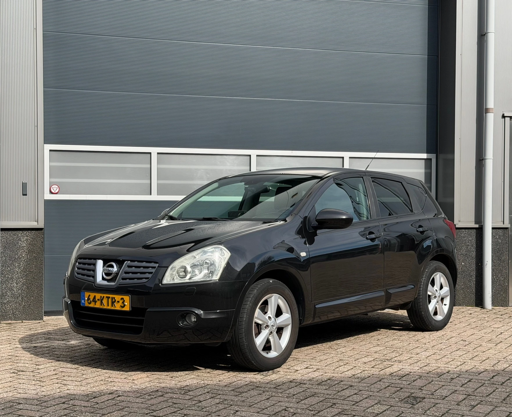 Nissan QASHQAI 2007 - 2.0 Tekna Premium bj.2007 Navi|Camera|Pano|Trekhaak. image 1