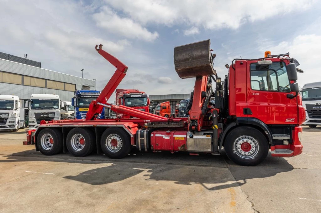 DAF CF 440 2015 - FAK -8x2 + Palfinger Epsilon Q180 Z95TR zdjęcie 12