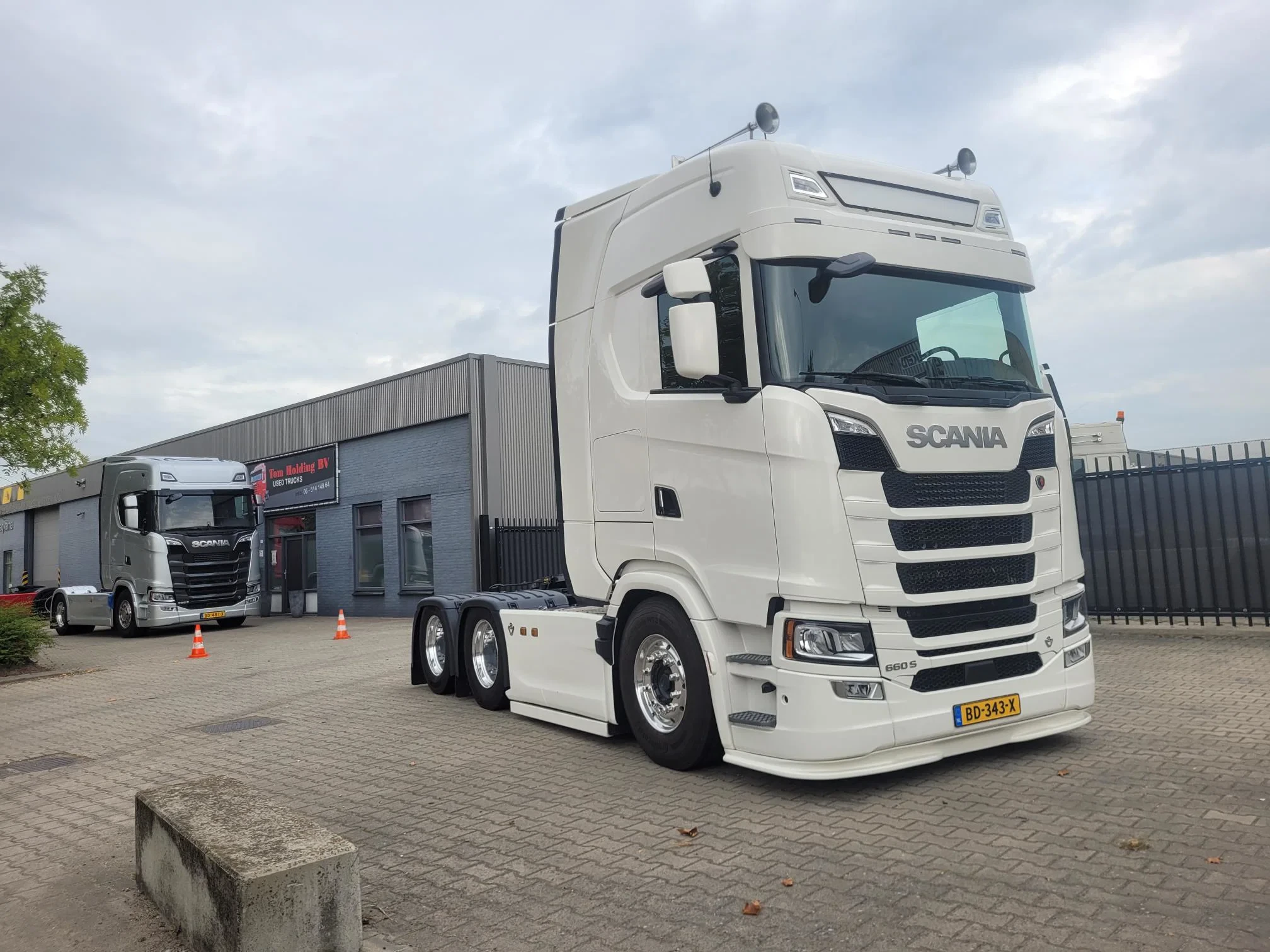 Scania S 2025 - S660 A6X2NB full air retarder 295wb pto prep alcoas afbeelding 1