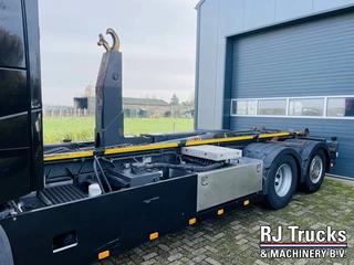 Volvo FH 2015 - 460 GlobeXL - 6x2 | 25 T Hooklift | Lift/Steer axle | NL Truck imagen 17