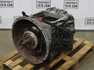 Volvo N/A - Gearbox & Clutch Parts Versnellingsbak AT2612F Volvo afbeelding 1