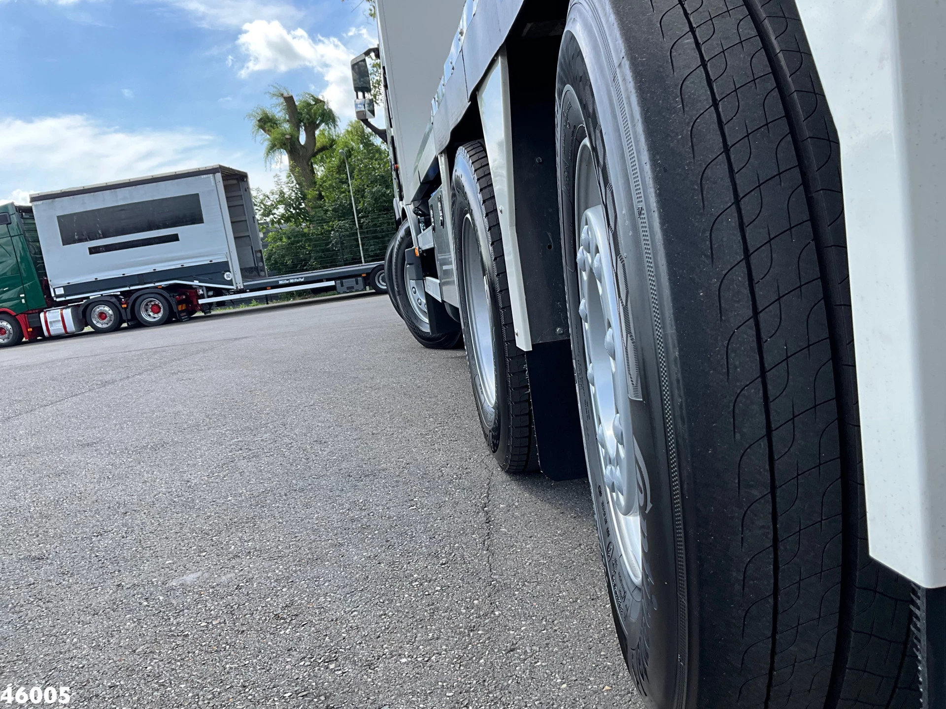 Volvo FH 2026 - 500 Euro 6 8x2 HMF 95 Tonmeter laadkraan + Fly-Jib NEW & UNUSED! imagen 14