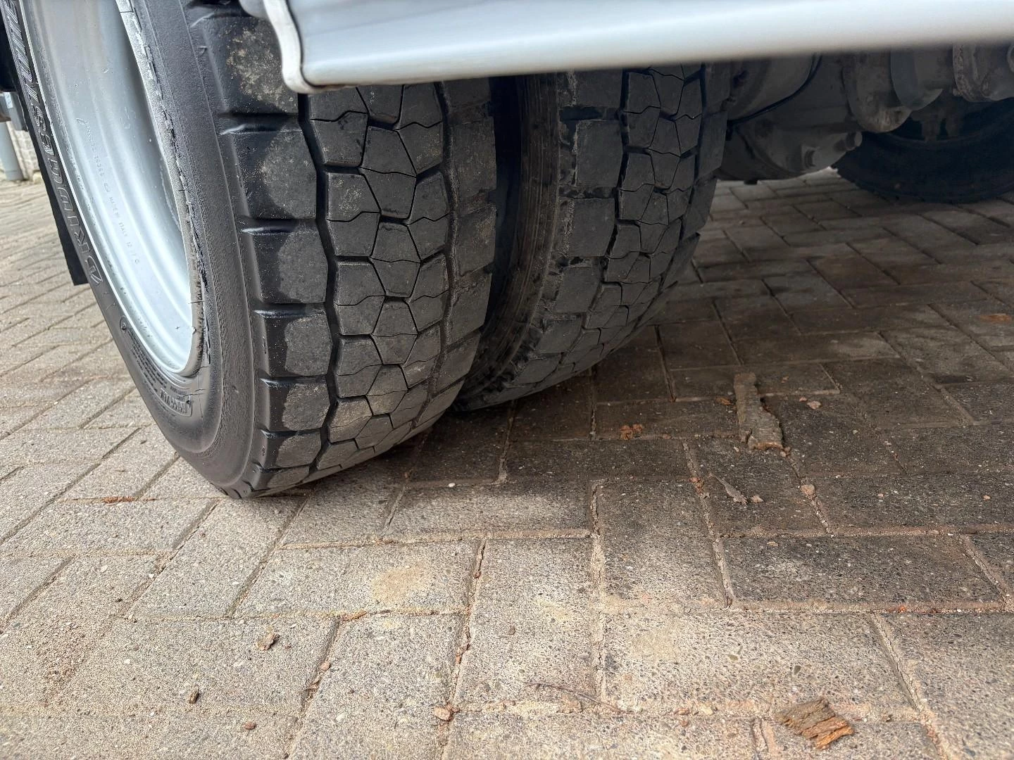 Iveco 120E18 2012 image 24