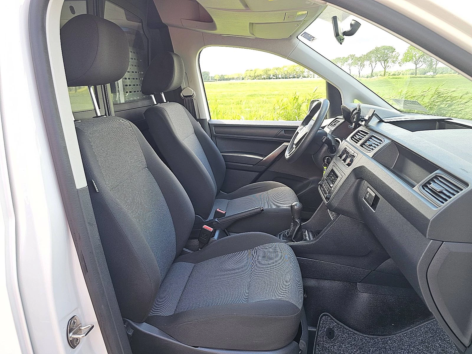 Volkswagen Caddy 2021 - 2.0 zdjęcie 7