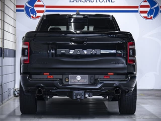 Dodge Ram 1500 2022 - Limited Night obrazek 4